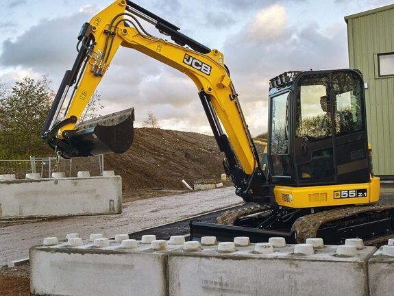 Аренда мини-экскаватора JCB 55Z-1