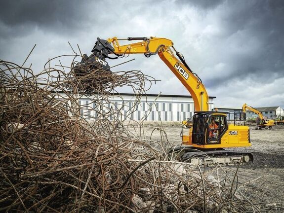 Аренда гусеничного экскаватора JCB 220X