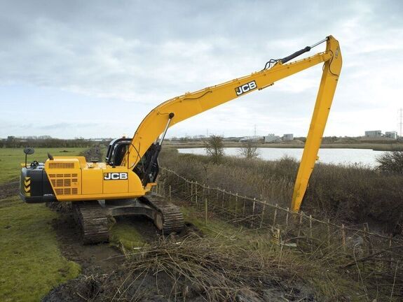 Аренда гусеничного экскаватора JCB JS370