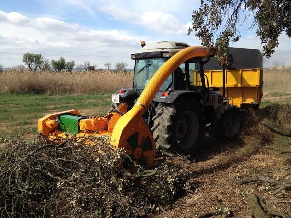 Аренда мульчера измельчителя Serrat Biomass 150