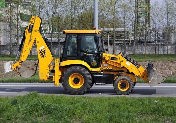 Аренда трактора JCB 3CX ECO