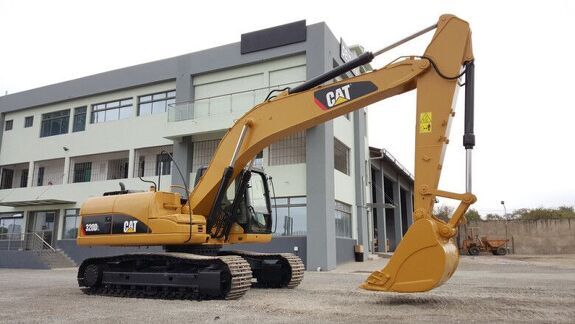 Аренда гусеничного экскаватора Caterpillar 320 с грейфером