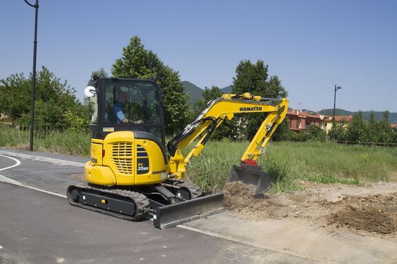 Аренда мини-экскаватора Komatsu PC35MR-5