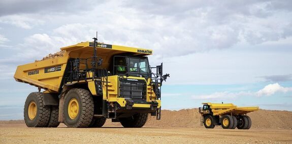 Аренда самосвала Komatsu HD605-8