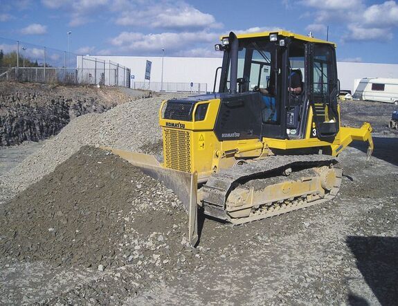 Аренда гусеничного бульдозера Komatsu D37EX-21