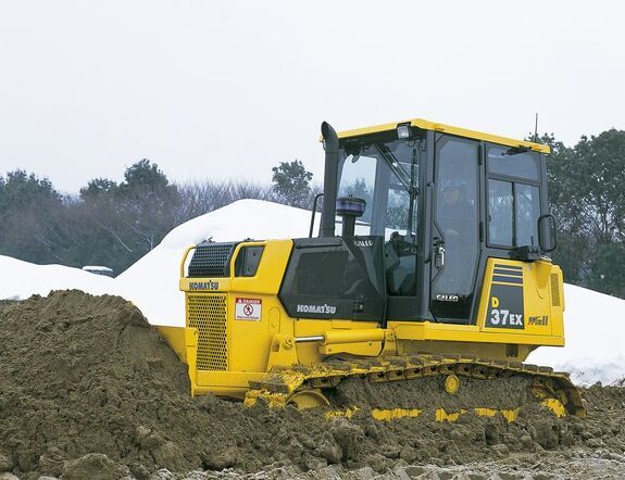 Аренда гусеничного бульдозера Komatsu D37EX-21