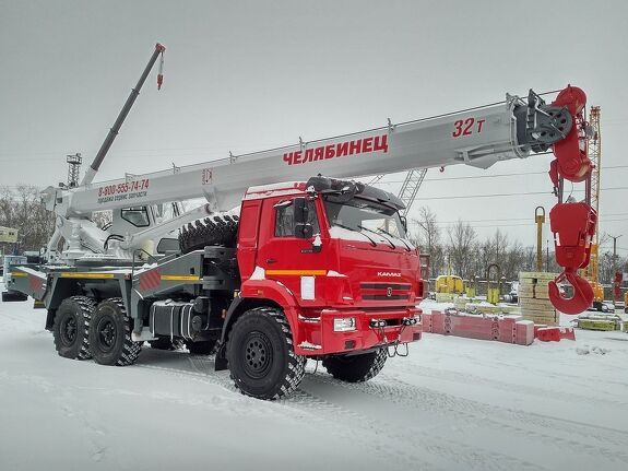 Автомобильный кран Челябинец КС 55733 КАМАЗ-43118 32 тонны