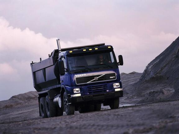 Аренда самосвала Volvo FM 6x6